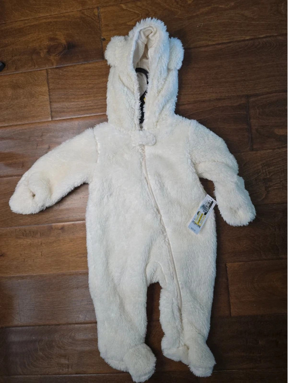 6m brand new baby's no suit from carter's item 223G2
